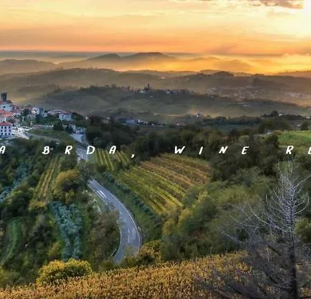 - Nocitve Falco דירה *